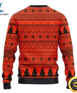 Cleveland Browns Grinch Hug Christmas Ugly Sweater 2 yrx679.jpg