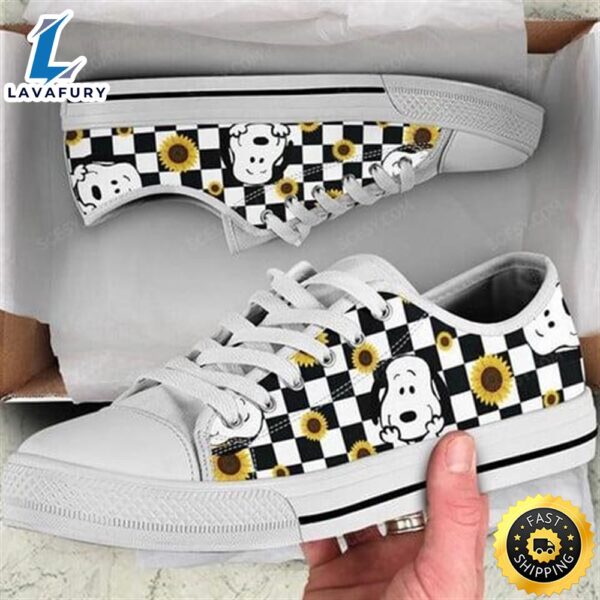 Get Stylish with Peanuts Snoopy Low-top Shoes