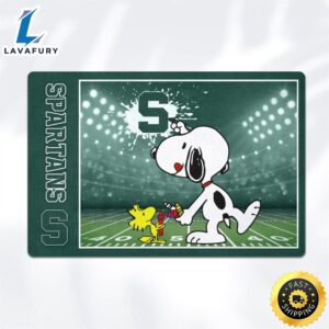 Michigan State Spartans Snoopy Outside Doormat