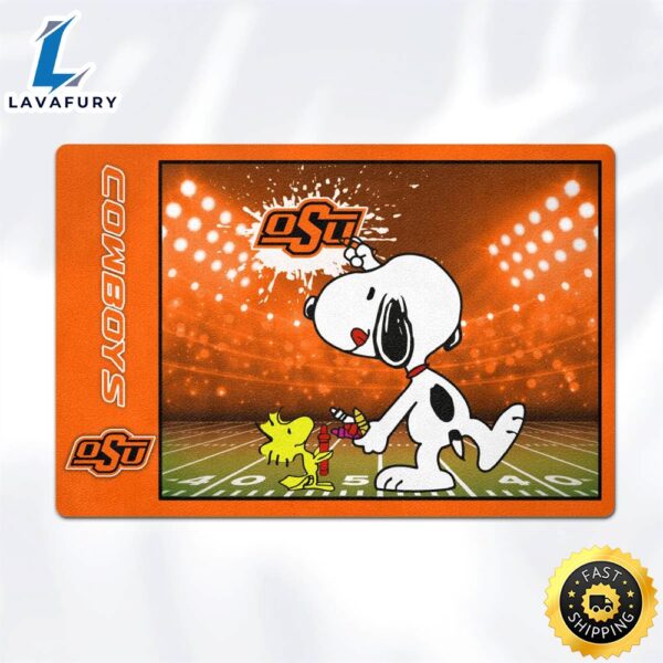 Oklahoma State Cowboys Snoopy Outside Doormat