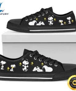 Snoopy Friendship Low Top Converse…