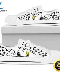 Snoopy Too Lazy To Walk…