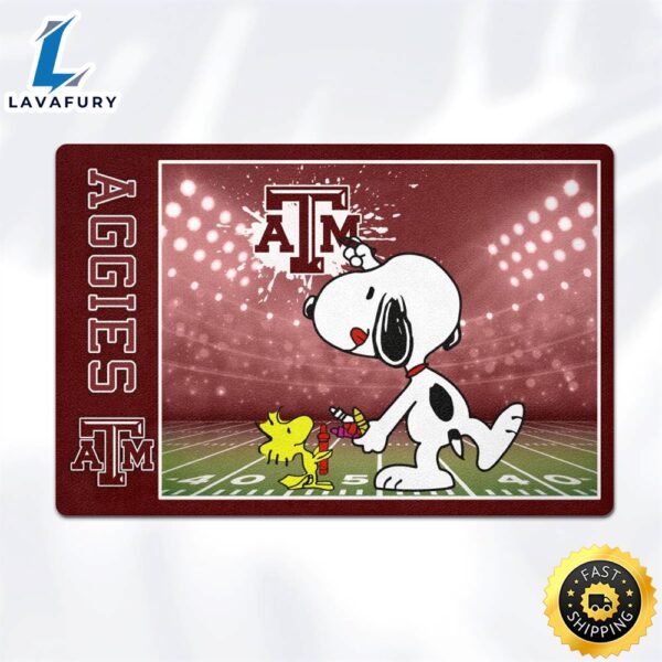 Texas A&M Aggies Snoopy Outside Doormat