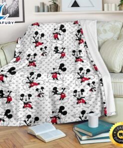 Cute Pattern Mickey Mouse Fleece Blanket Fans 1