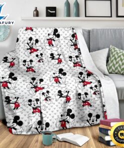 Cute Pattern Mickey Mouse Fleece Blanket Fans 3