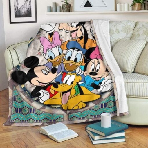 Funny Goofy And Friends Cartoon Fleece Blanket