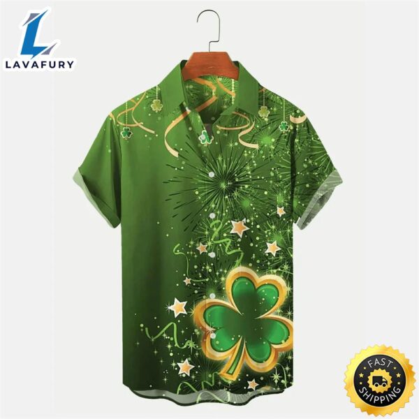 St. Patrick’s Day Shamrock Print Men’s Trendy Hawaiian Shirts Casual Comfortable Plus Size Shirts