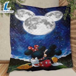 Couple Love Mickey And Minnie…