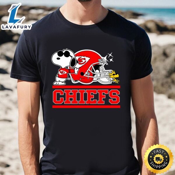 Kansas City Chiefs Football Peanuts T Shirt, Valentines Day Gift…