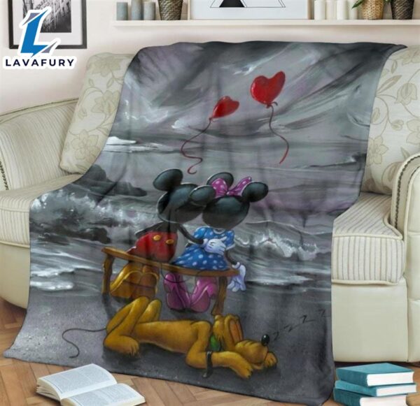 Mickey And Minnie In Love Heart Balloon Disney Best Seller Fleece Blanket Gift For Fan