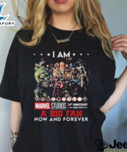Official i Am Marvel Studios 16th Anniversary 2008 2024 A Big Fan Now And Forever Signatures Shirt
