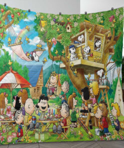 Party Tree House Snoopy Charlie…