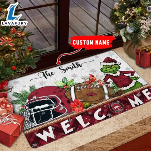 NCAA Arkansas Razorbacks Grinch Christmas Welcome  Football Doormat – Custom Name