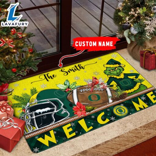 NCAA Oregon Ducks Grinch Christmas Welcome  Football Doormat – Custom Name