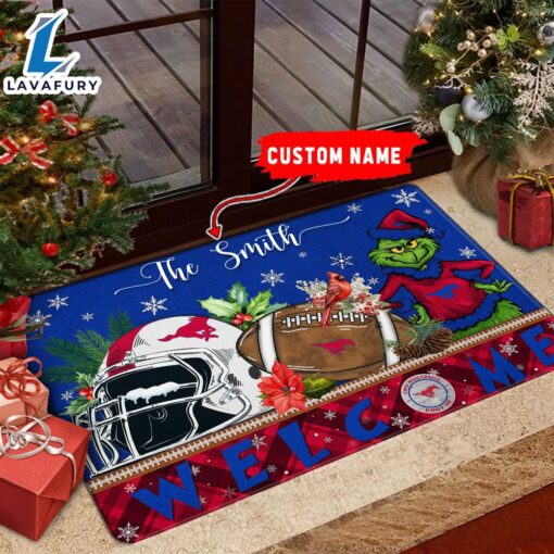 NCAA SMU Mustangs Grinch Christmas Welcome  Football Doormat – Custom Name