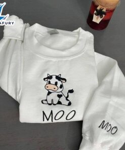 Merry Christmas Cow Sitting Embroidered…