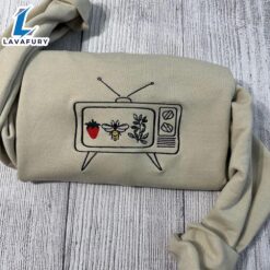 Merry Christmas Embroidered Vintage Tv…