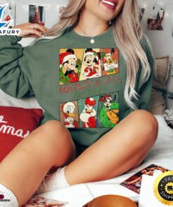 Disneyworld Christmas Sweatshirt Merry Christmas…