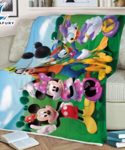 Disney Mickey Mouse Uiwth Friends Sherpa Blanket