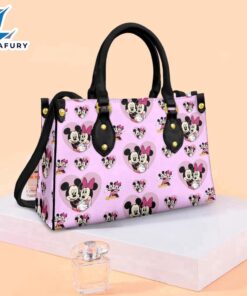 Mickey And Minnie Love Fashion…